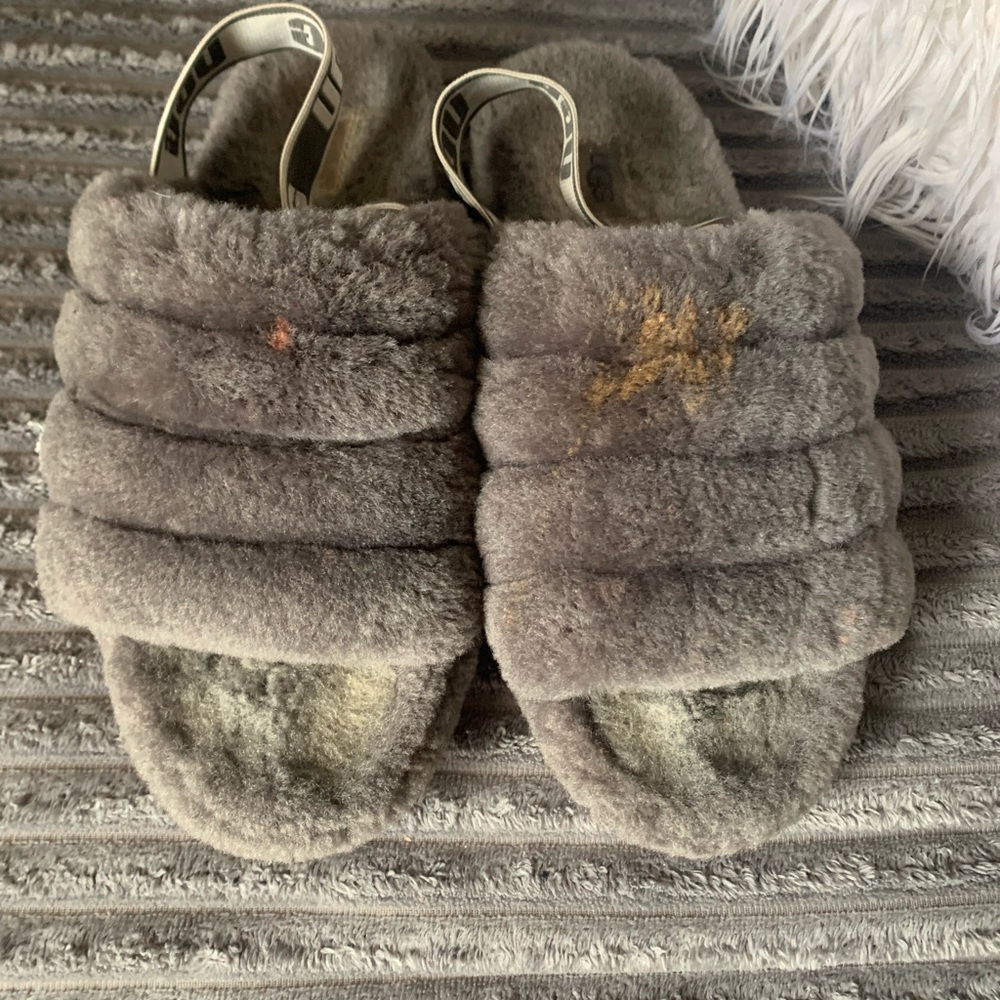 Fluff yea ugg slides - Picture 3 of 4